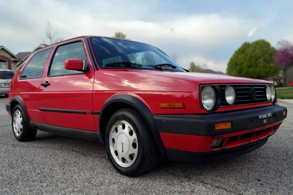 1991 Volkswagen GTI Mk2 sold for $5,800