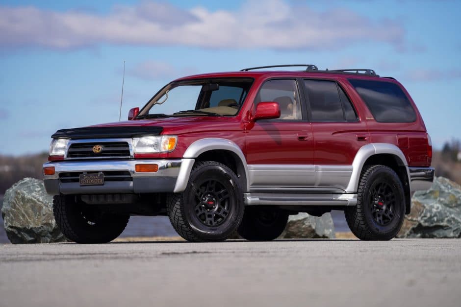 1997 Toyota 4Runner (N180) sold for $15,500