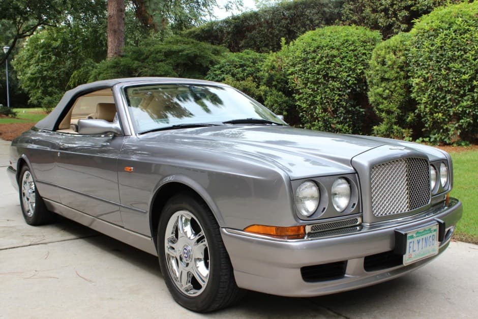 2002 Bentley Azure sold for $60,000