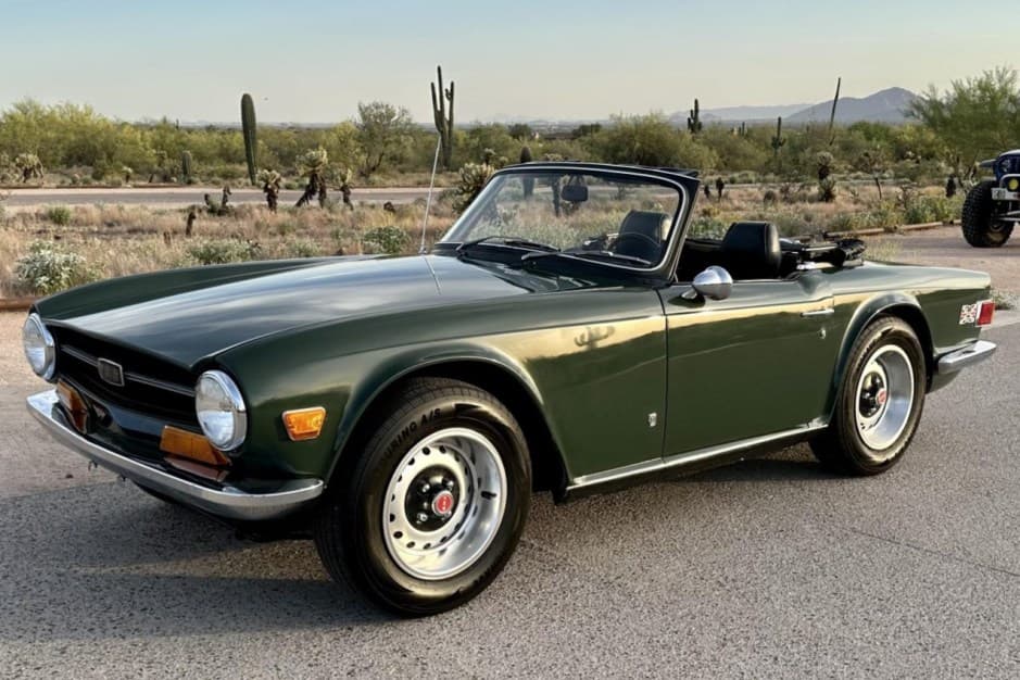 1972 Triumph TR6 sold for $18,700