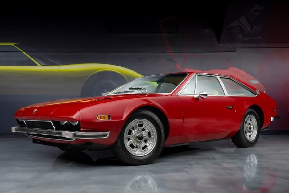 1971 Lamborghini Jarama sold for $126,000