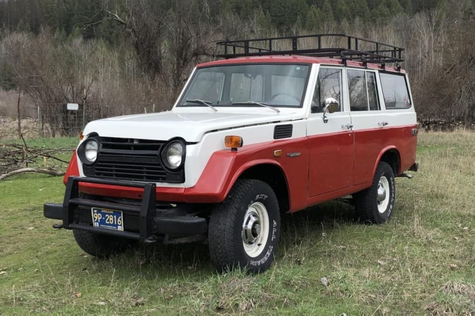1974 Toyota Land Cruiser FJ55 sold for $10,750
