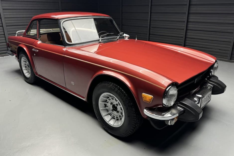 1974 Triumph TR6 sold for $14,900