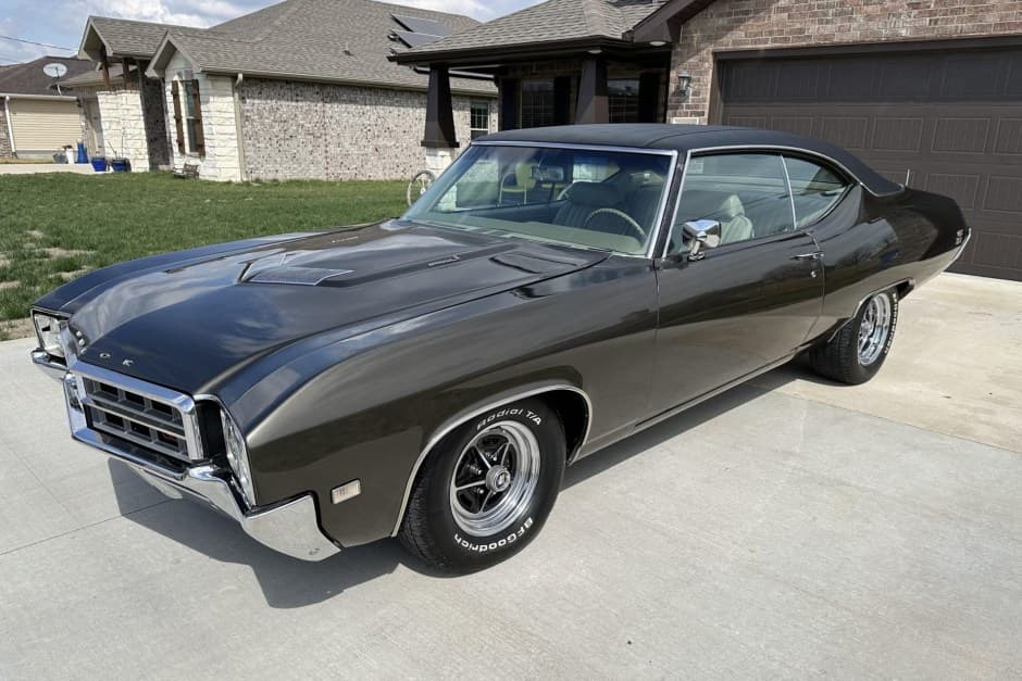 1969 Buick Gran Sport sold for $37,250