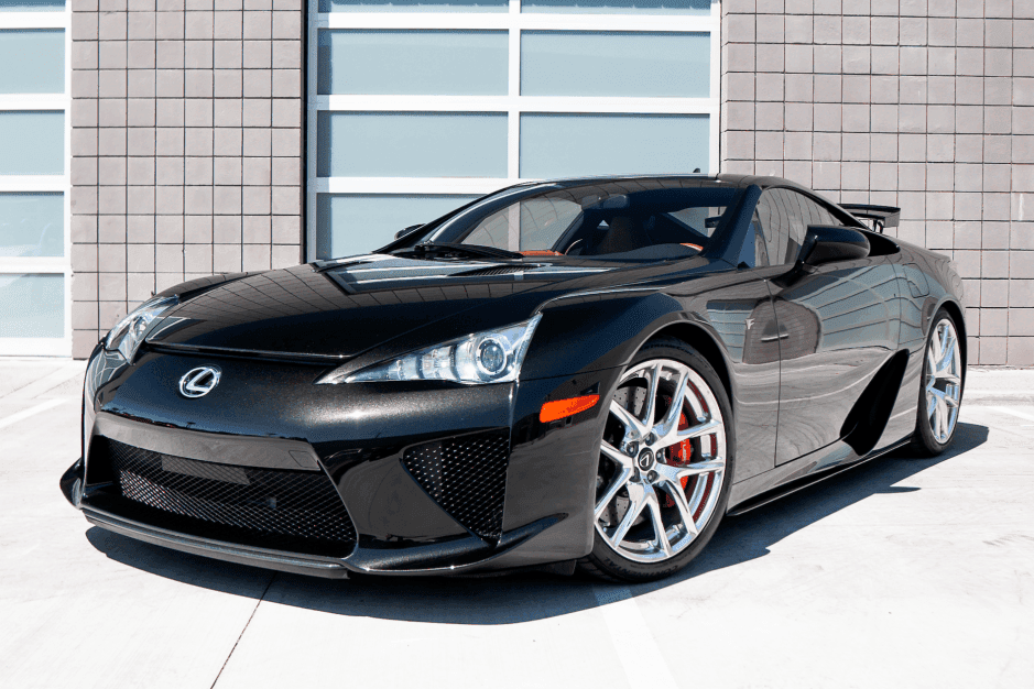 2012 Lexus LFA sold for $725,000