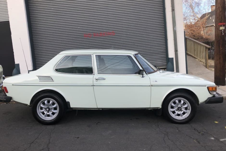 1979 Saab 99 sold for $12,750