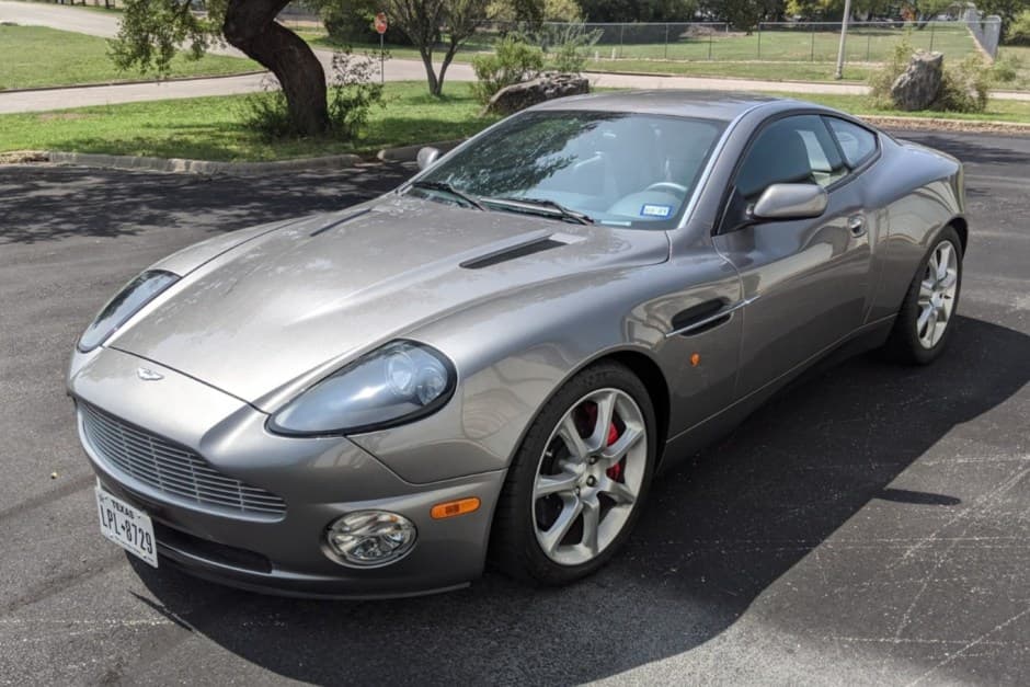 2004 Aston Martin Vanquish sold for $68,007