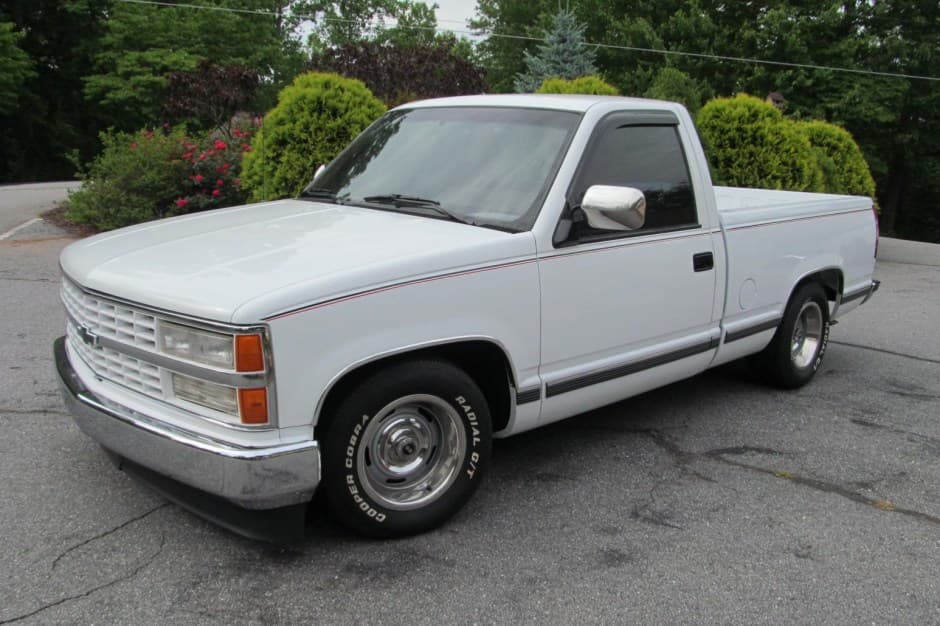 1988 Chevrolet C/K GMT400 (1988-2002) sold for $12,500