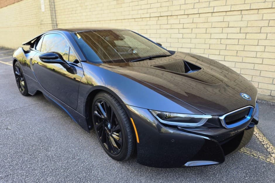 2015 BMW i8 sold for $46,255