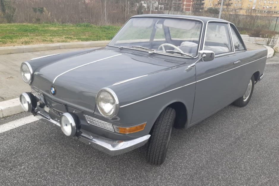 1962 BMW 700 sold for $15,777