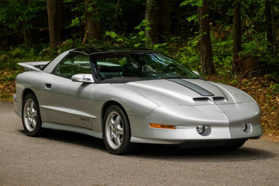 1995 Pontiac Firebird (1993-2002) sold for $18,000
