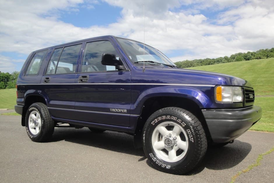 1995 Isuzu Trooper sold for $13,700