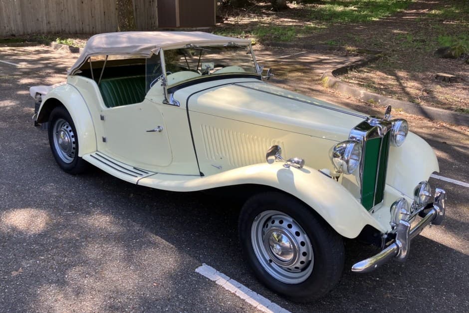 1950 MG TD sold for $15,500