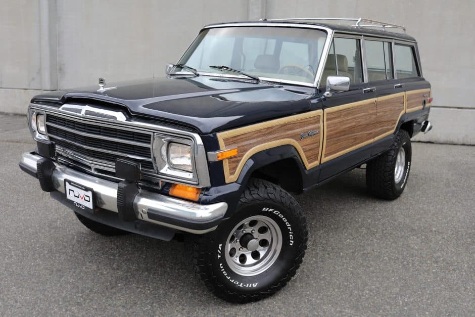 1987 Jeep SJ Grand Wagoneer sold for $38,500