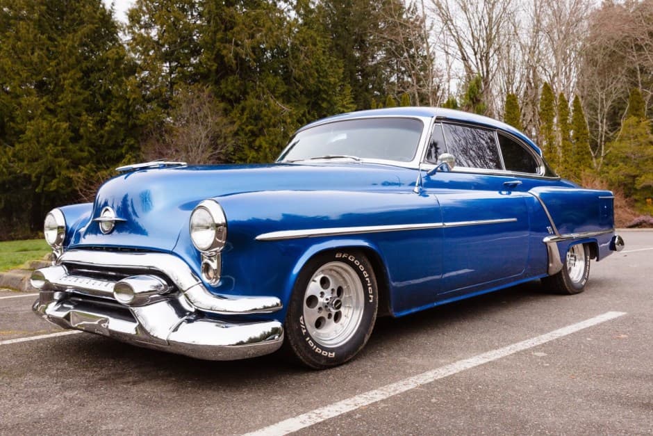 1953 Oldsmobile 88 sold for $15,500