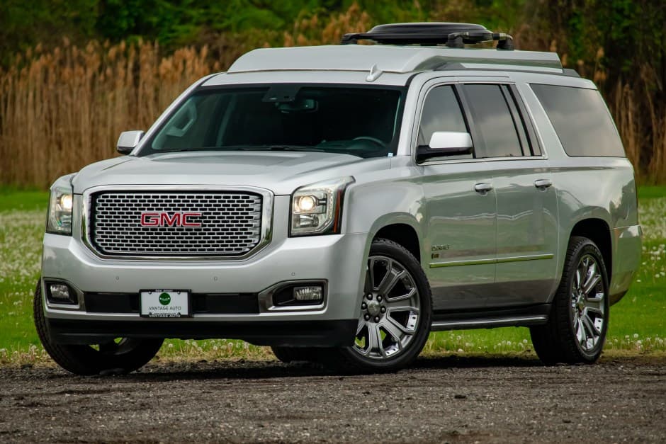 2015 GMC Yukon K2XX (2015-2020) sold for $30,000