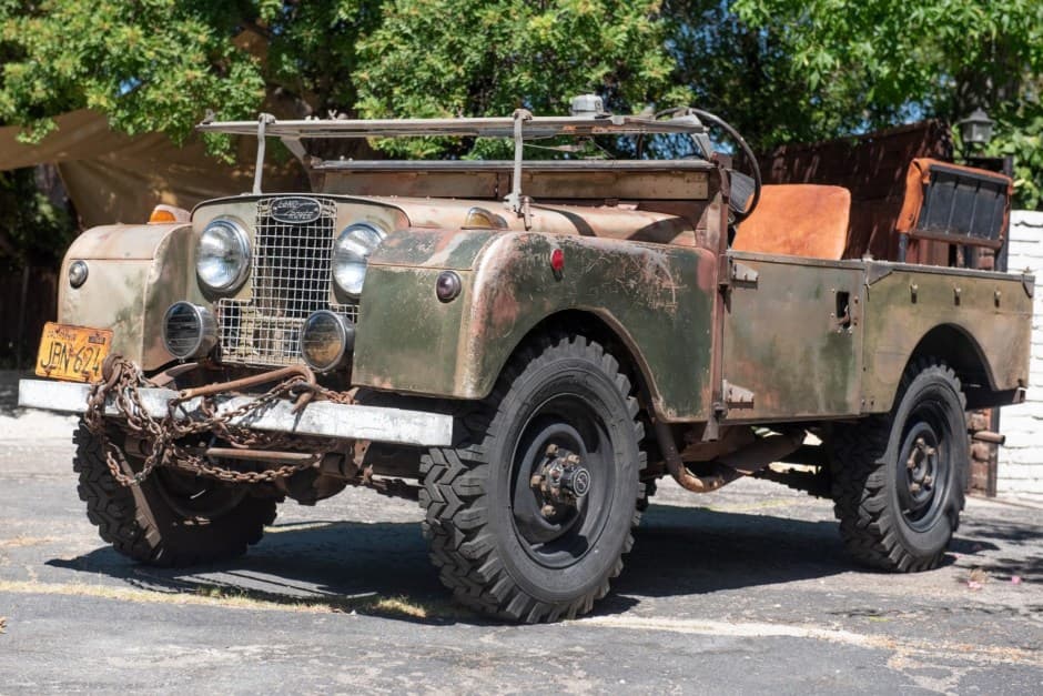 1956 Land Rover Series 88 sold for $35,000