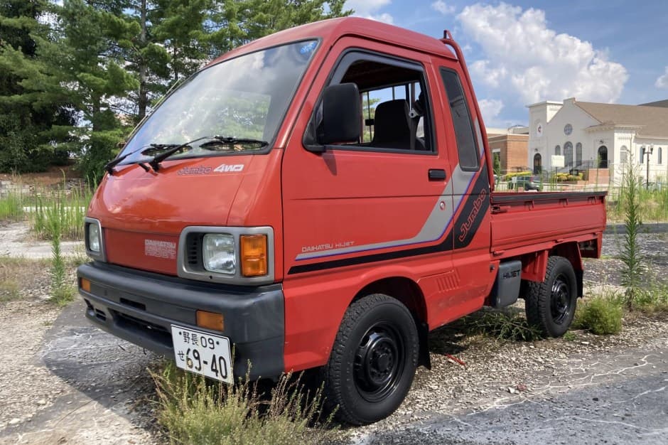 1992 Daihatsu Hijet sold for $14,600