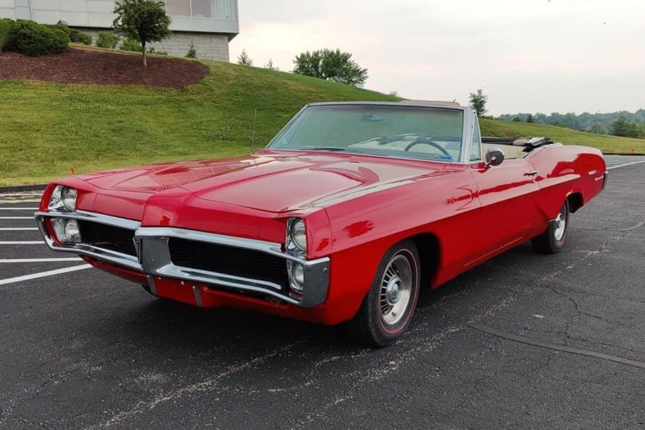 1967 Pontiac Bonneville sold for $20,500