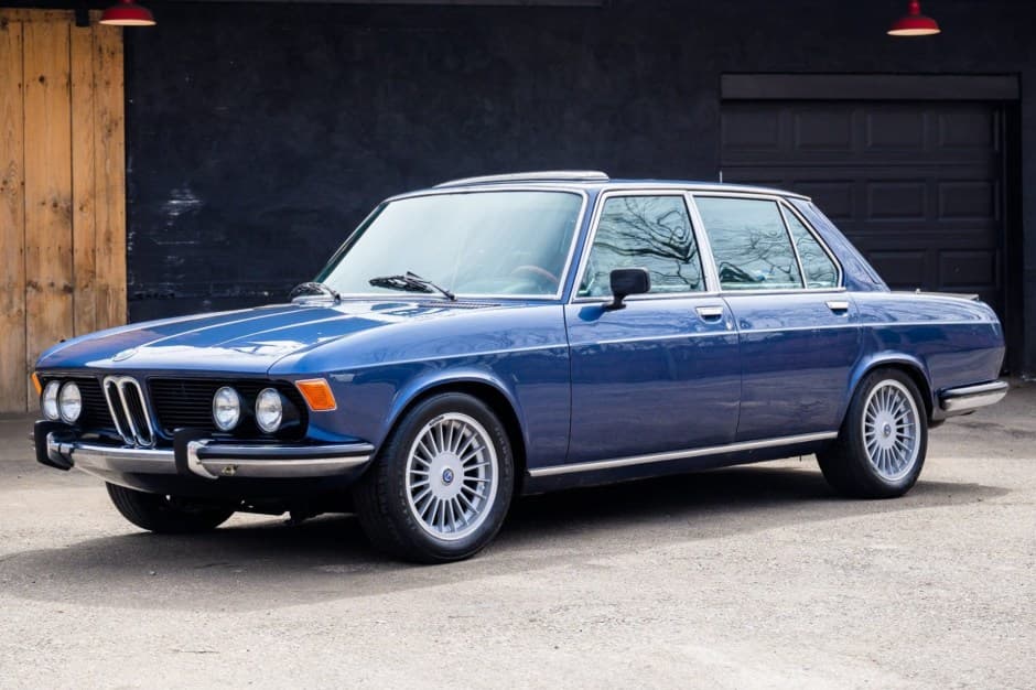 1972 BMW E3 sold for $18,500