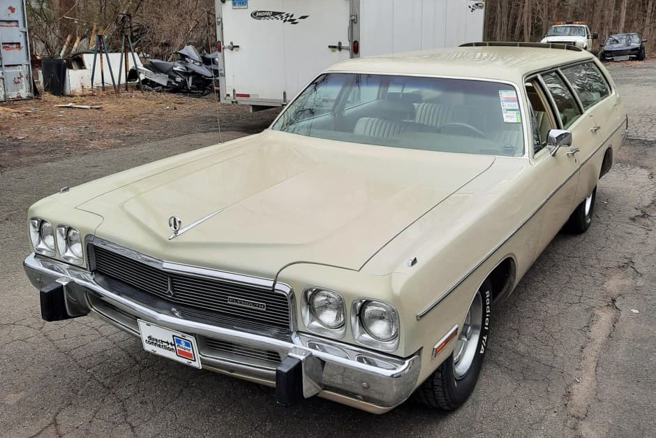 1973 Plymouth Fury sold for $8,000