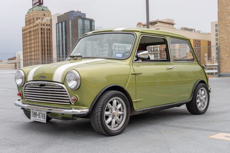 1966 Mini Mk I-III Cooper sold for $15,690