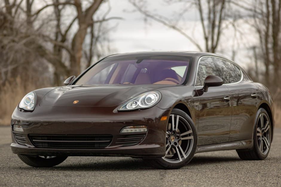 2010 Porsche Panamera sold for $30,500