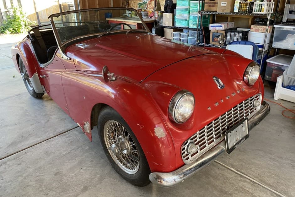 1963 Triumph TR3 sold for $11,250