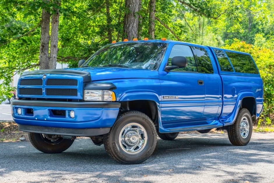 1998 Dodge Ram (1994-2001) sold for $15,250