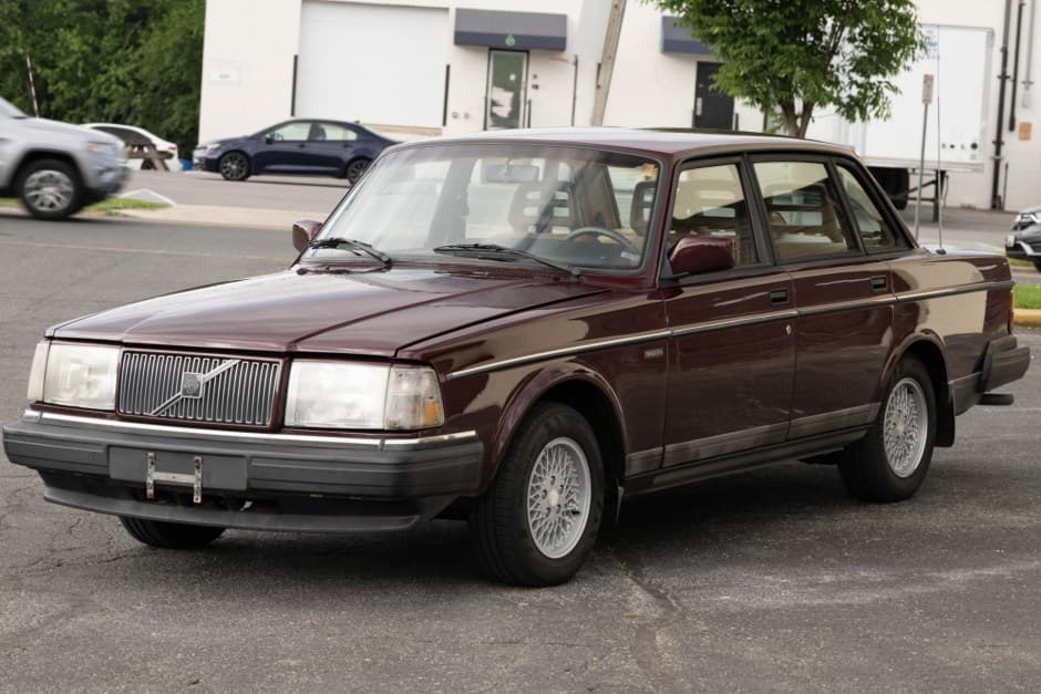 1993 Volvo 240 sold for $5,000