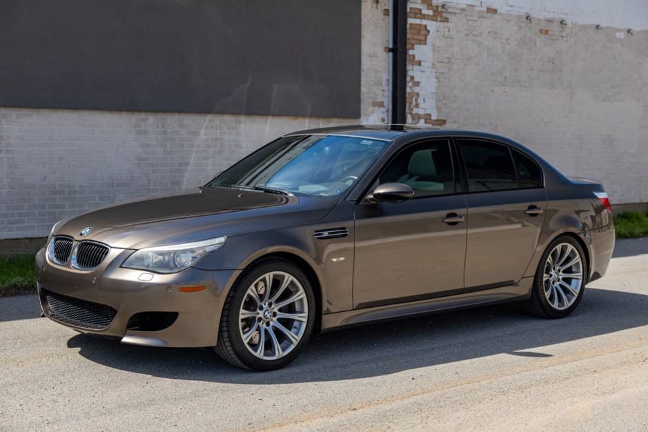 2008 BMW E60 M5 sold for $20,500