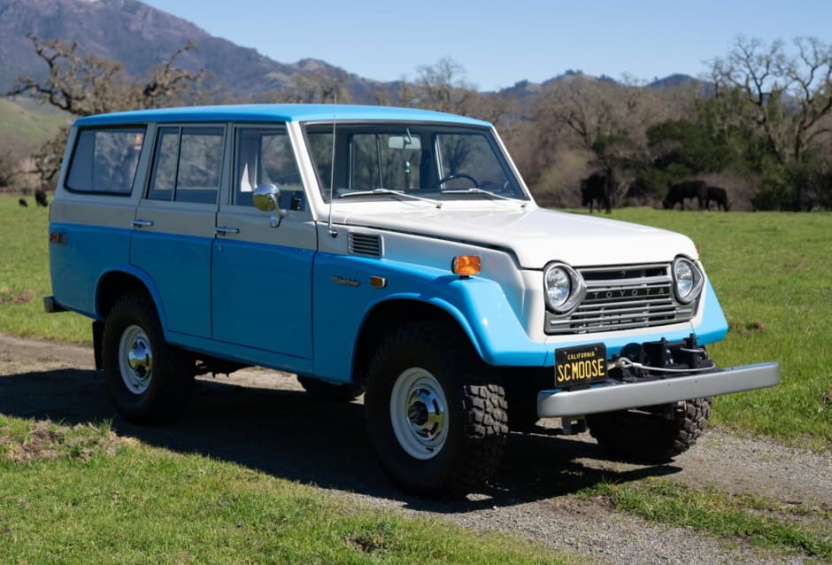 1974 Toyota Land Cruiser FJ55 sold for $25,500