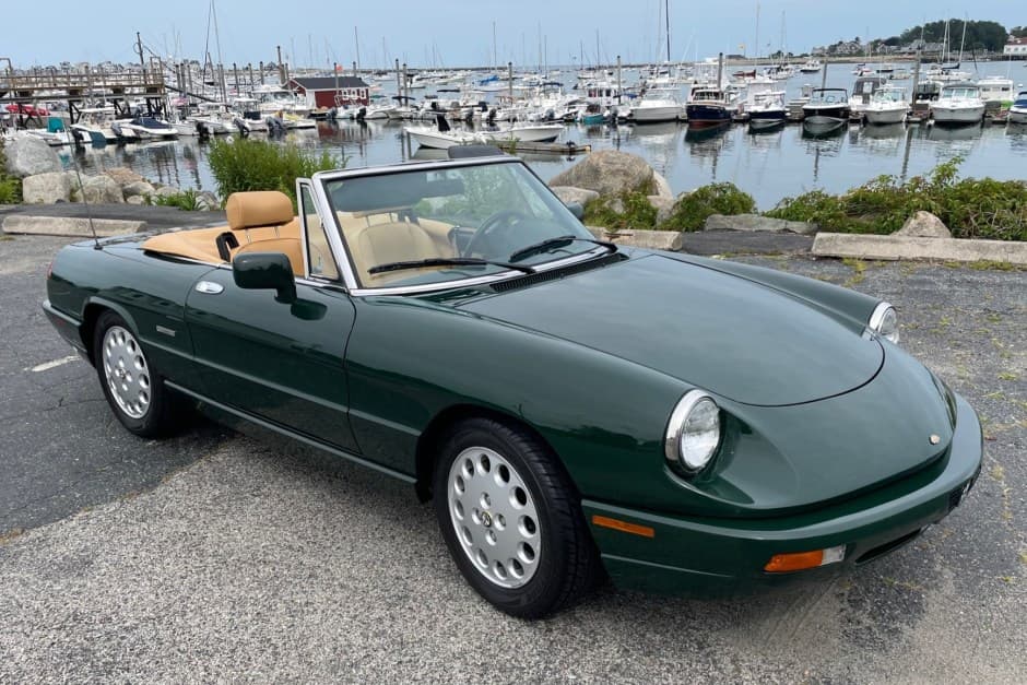 1994 Alfa Romeo 105/115 Spider Series 4 sold for $33,250