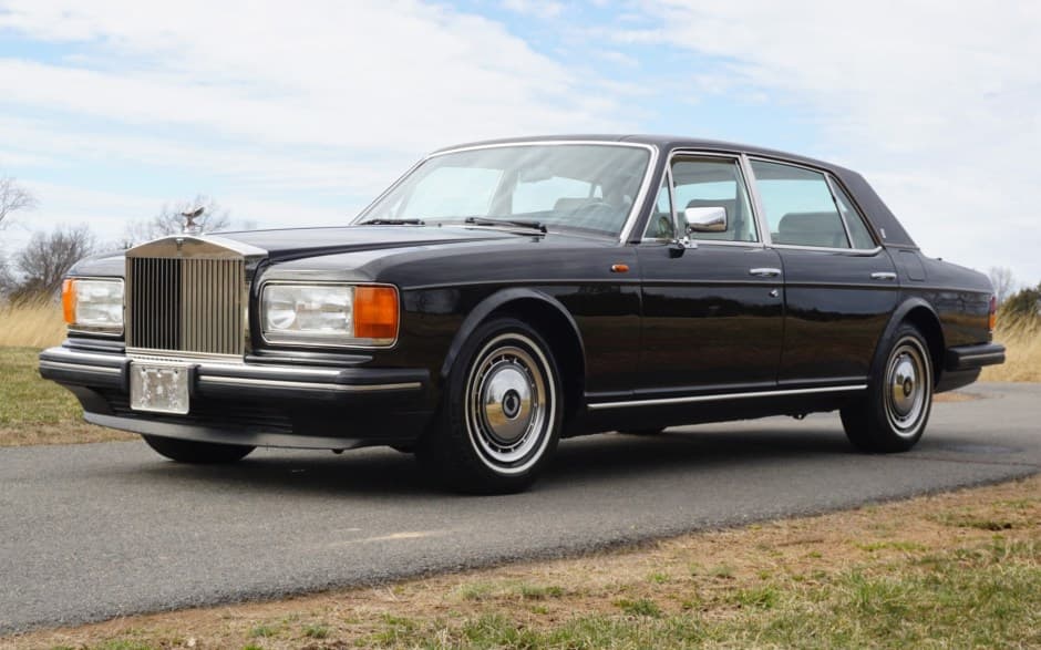 1990 Rolls-Royce SZ Silver Spirit & Silver Spur sold for $7,600