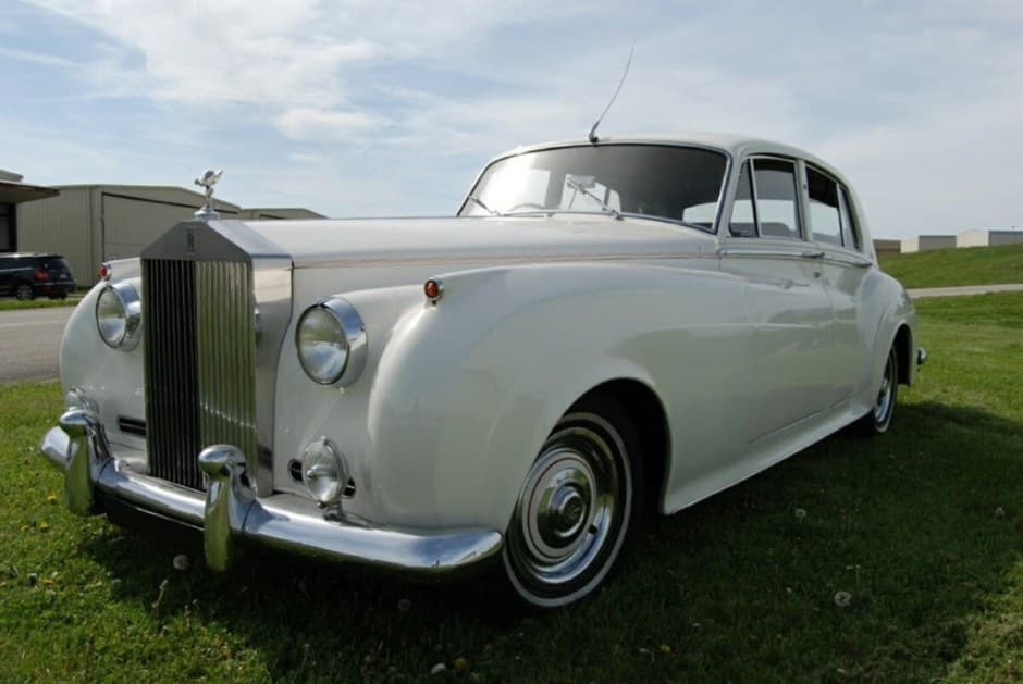 1962 Rolls-Royce Silver Cloud & Phantom V sold for $16,000