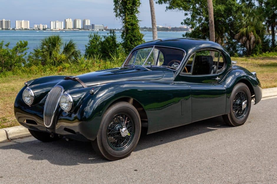 1953 Jaguar XK120 sold for $105,000