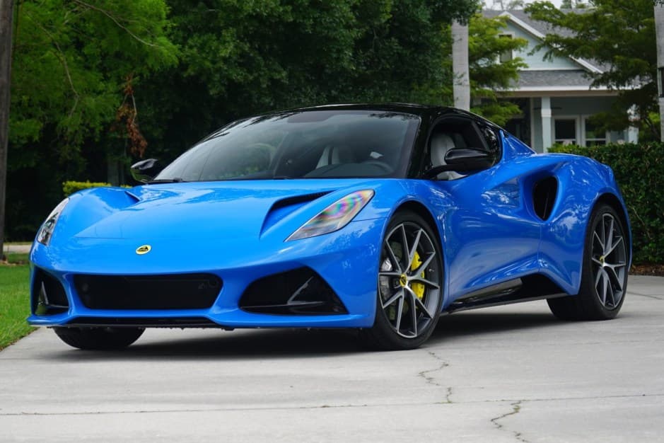 2024 Lotus Emira sold for $113,000