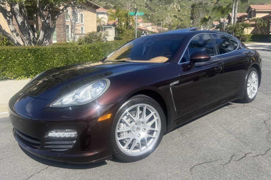 2011 Porsche Panamera sold for $17,750