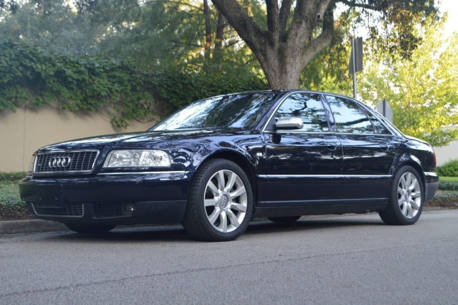 2003 Audi S8 sold for $14,250