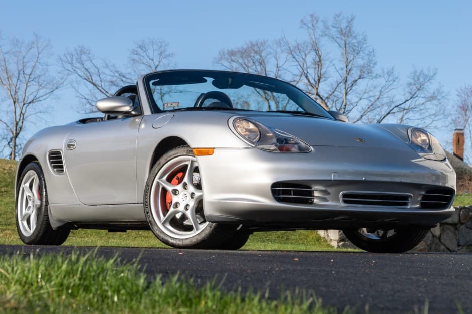 2003 Porsche 986 Boxster sold for $21,000