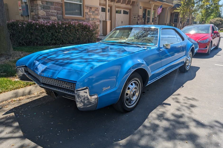 1967 Oldsmobile Toronado sold for $12,250