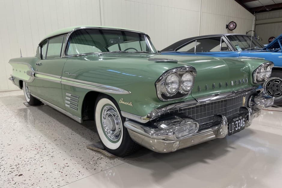 1958 Pontiac Bonneville sold for $70,500
