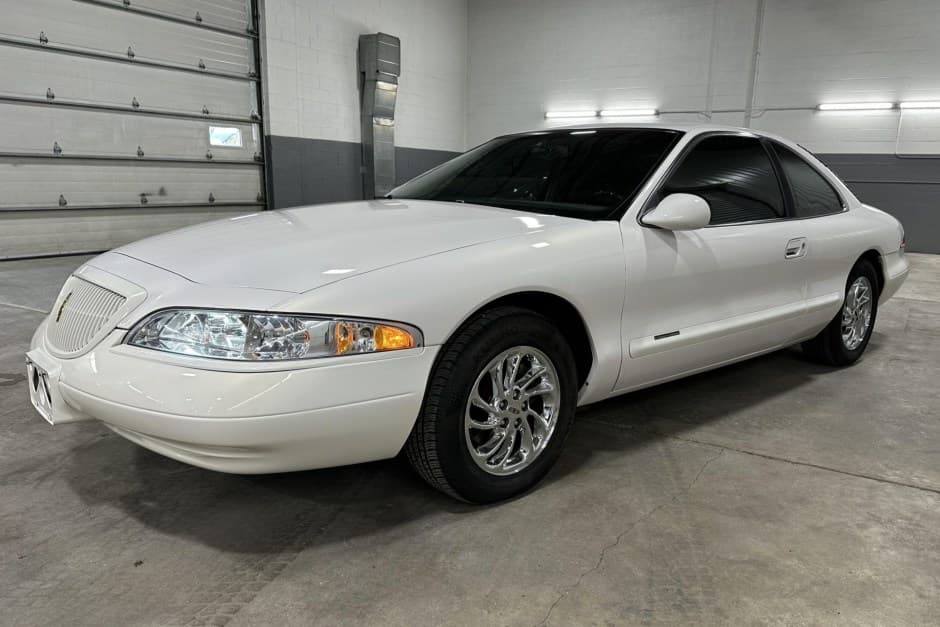 1998 Lincoln Mark VIII sold for $27,500
