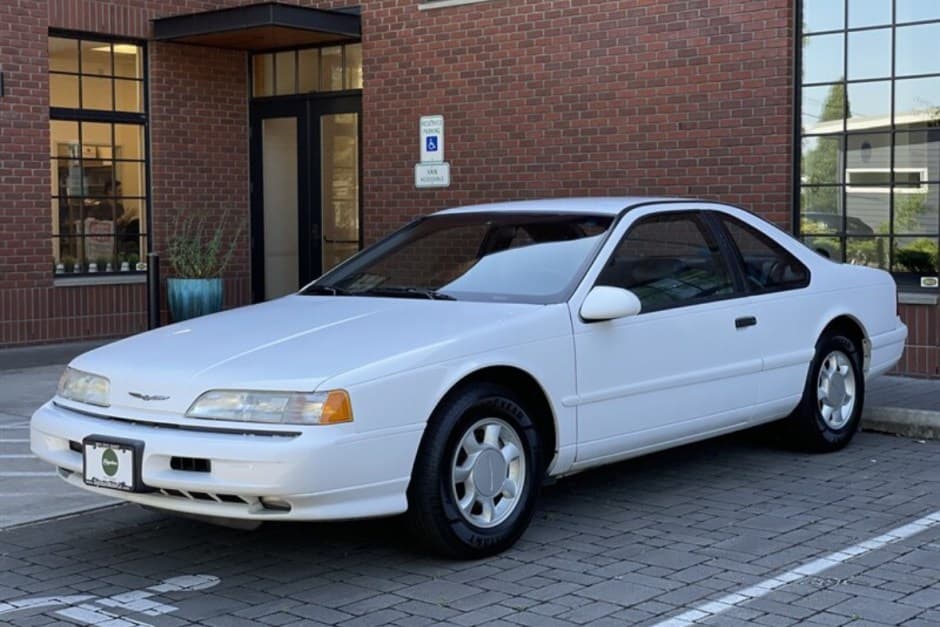 1993 Ford Thunderbird (1989-1997) sold for $4,650