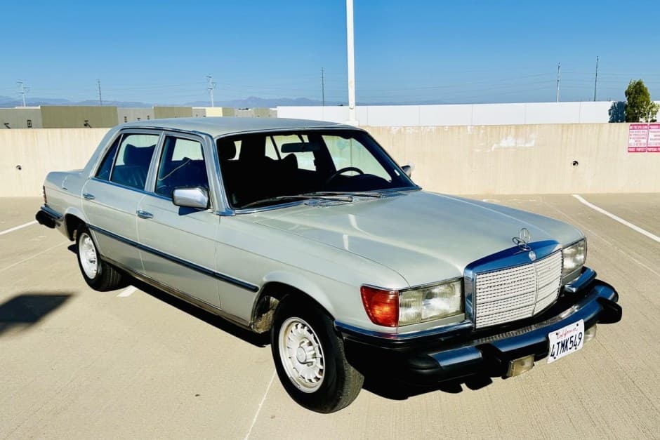 1978 Mercedes-Benz W116 S-Class sold for $7,500