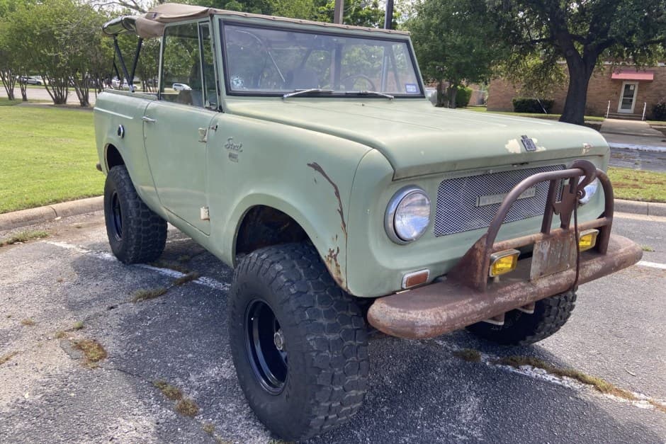 1966 International Harvester Scout sold for $11,000