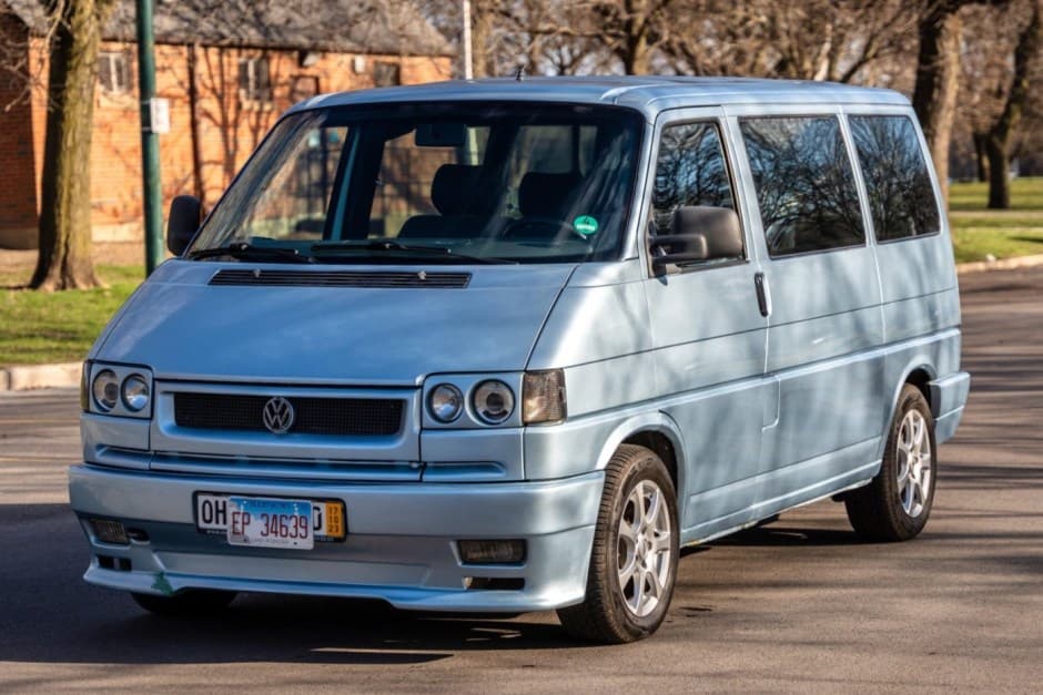 1992 Volkswagen EuroVan sold for $8,600