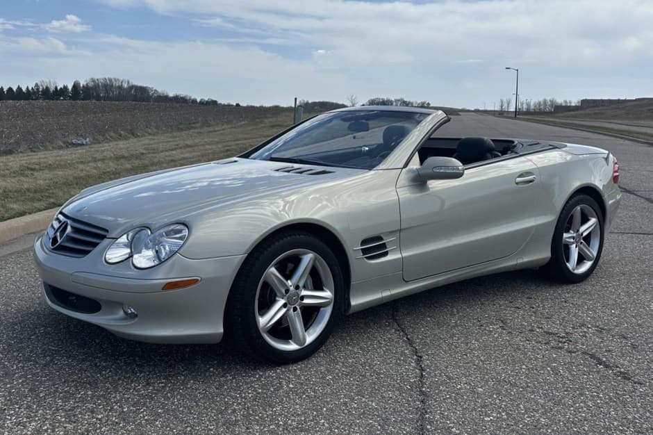 2003 Mercedes-Benz R230 SL sold for $16,150