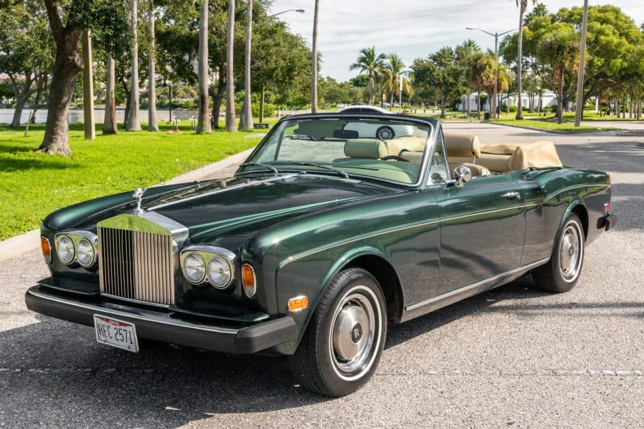 1976 Rolls-Royce Corniche sold for $34,000