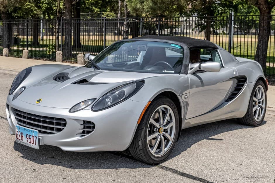2005 Lotus Elise sold for $41,200